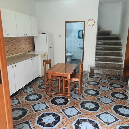 Cozy بيت للعطل تيرانا